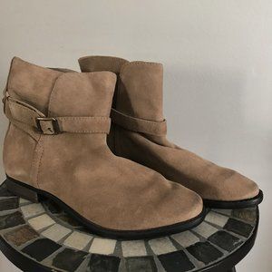 NEW Sam Edelman "Malone" Suede Ankle Boots in Beige, size 9M